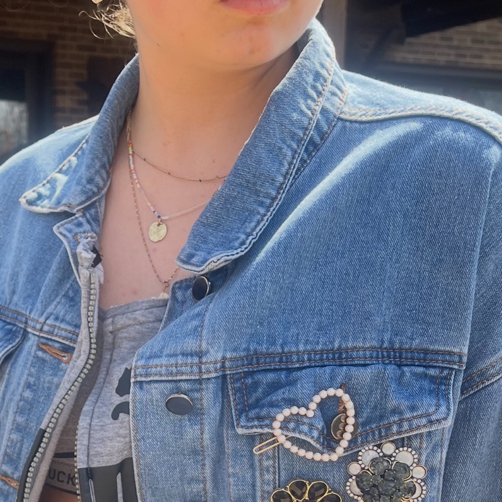 New York Yankees adorned jean jacket w/ vintage flair and attached Puma zip up. - Picture 13 of 16